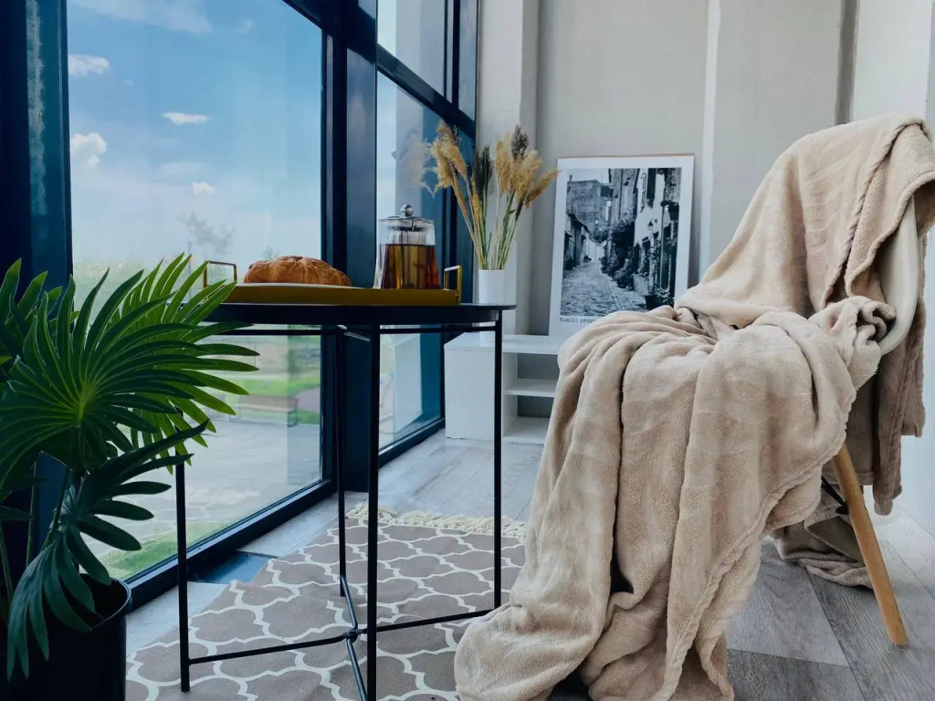 Фотография квартиры Квартира Поделам с панорамной лоджией у арены Трактор