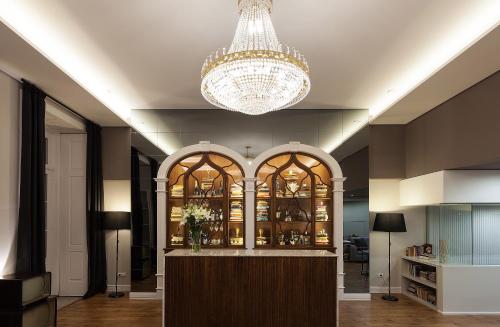 Фотография гостевого дома B The Guest Downtown