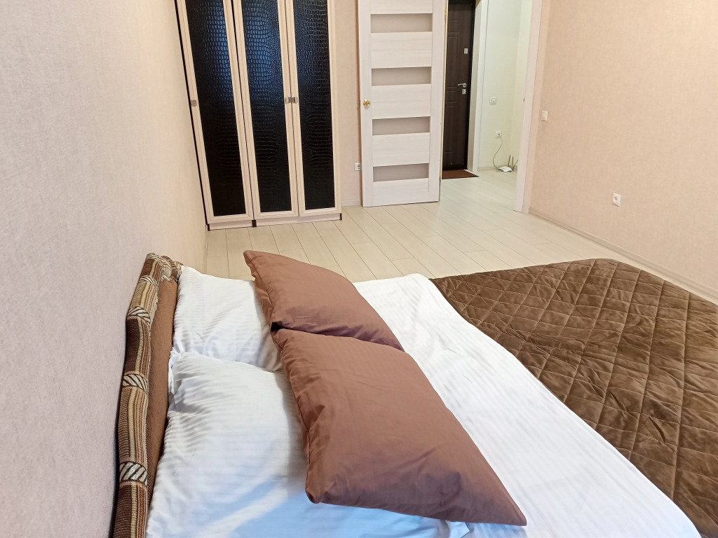 Фотография квартиры Квартира Кирова 120А оранжевая квартира