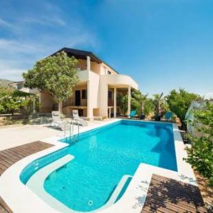 Фотографии гостевого дома
Villa Didovi dvori