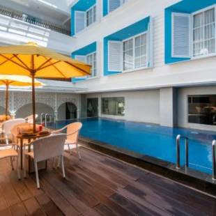 Фотографии гостиницы
Yan's House Hotel