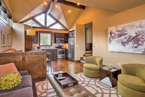 Фотография гостевого дома Custom-Built Frisco Home with Rooftop Deck and 360 View