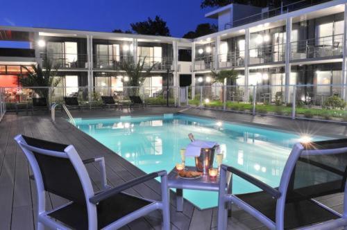 Фотография гостиницы Hotel Eden Park Pau Est, avec Piscine