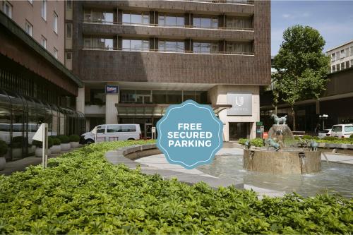 Фотография гостиницы uHOTEL