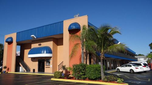 Фотография гостиницы Magnuson Hotel Bradenton