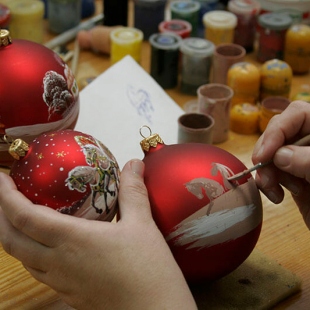 Фотография предприятий Фабрика стеклянных елочных украшений Ариель