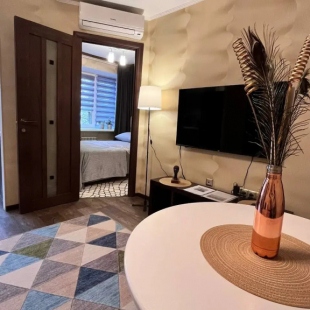 Фотография квартиры Апартаменты Чистая уютная квартира с двумя спальнями возле метро площадь победы