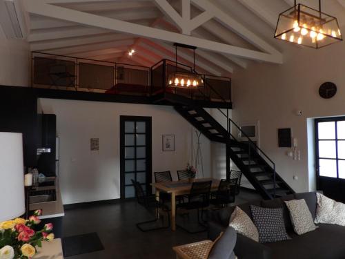 Фотография гостевого дома Apothiki House