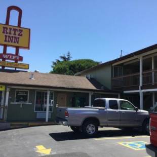 Фотографии мотеля
Ritz Inn