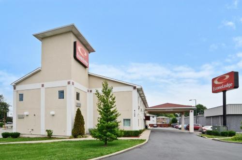 Фотография гостиницы Econo Lodge Airport Louisville