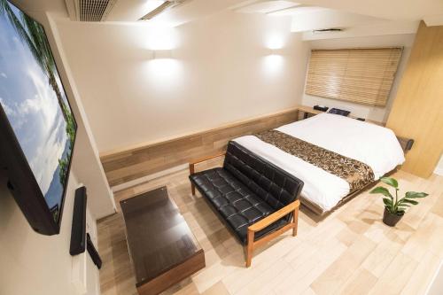 Фотография мини отеля HOTEL ATLAS Shinkabukicho (Adult Only)