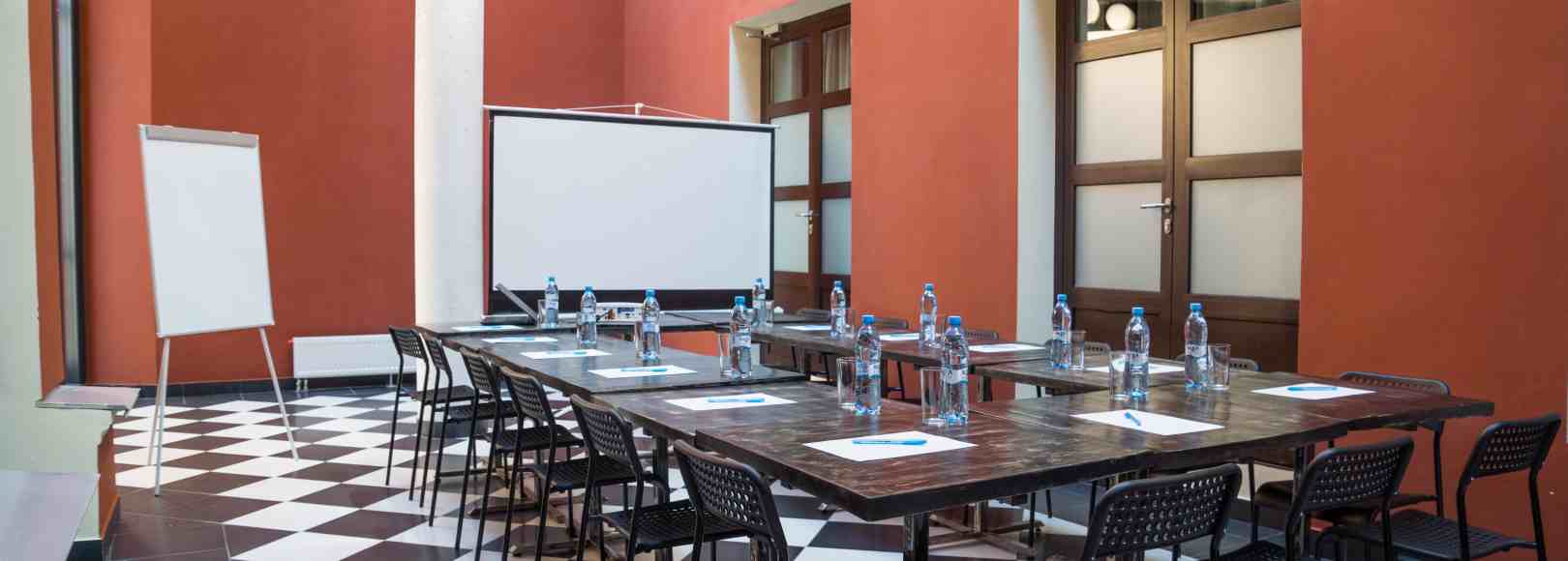 Фотография конференц-зала Конференц-зал Station L1