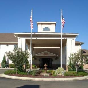 Фотографии гостиницы
Holiday Inn Express Hotel & Suites Raton, an IHG Hotel