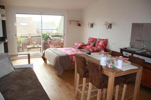 Фотография гостевого дома Ô de mer - à 20m de la plage