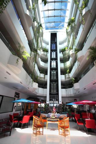 Фотография гостиницы Paris FC Hotel