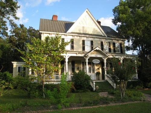 Фотография мини отеля Flowertown Bed and Breakfast