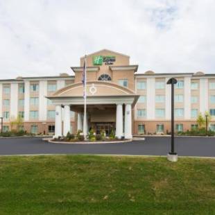 Фотографии гостиницы 
            Holiday Inn Express and Suites Dickson City, an IHG Hotel