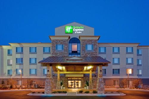 Фотография гостиницы Holiday Inn Express & Suites Denver Airport, an IHG Hotel