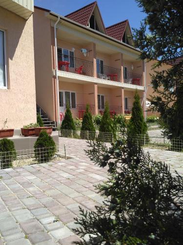 Фотографии гостевого дома
Радуга