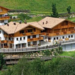 Фотографии базы отдыха
Enzianhof - Nature Apartments