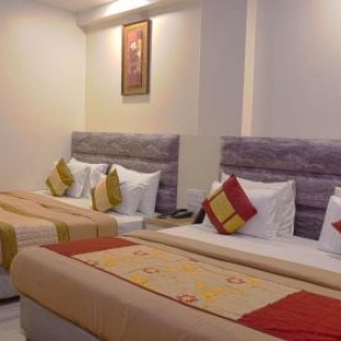 Фотография гостиницы HOTEL ALL IZ WELL- A Well Hygiene Property