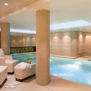 Фотографии гостиницы
Maison Albar Hotels Le Pont-Neuf