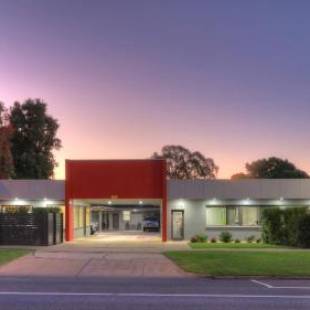 Фотографии мотеля 
            High Street Motel