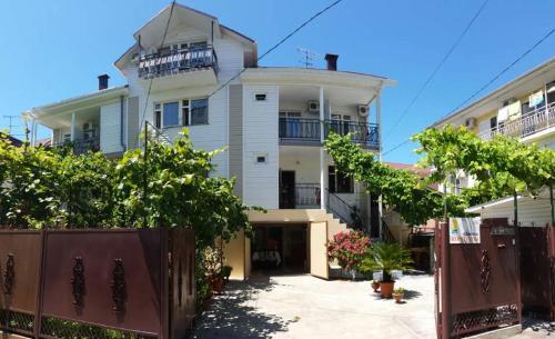 Фотография гостевого дома Золотой рапан