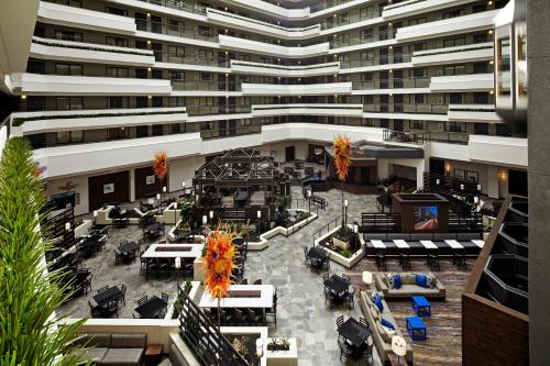 Фотография гостиницы Embassy Suites Los Angeles - International Airport/North