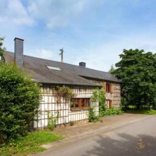 Фотографии гостевого дома
Heritage Holiday Home in Roumont with Private Garden