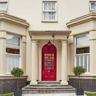 Фотографии гостиницы
The Regency Hotel