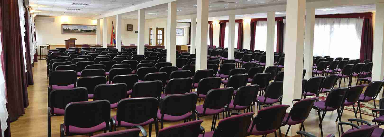 Фотография конференц-зала Конференц-зал Большой