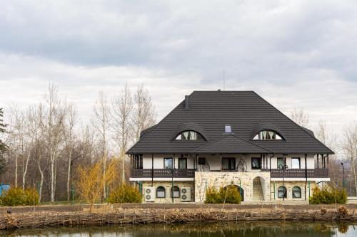 Фотографии мини отеля
Vatra Boiereasca