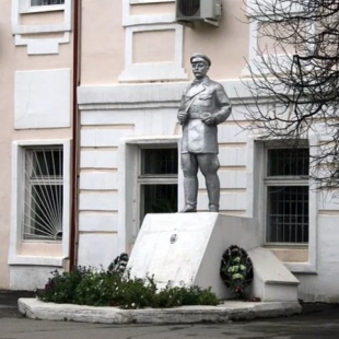 Фотография памятника Памятник И.М. Бурейкову