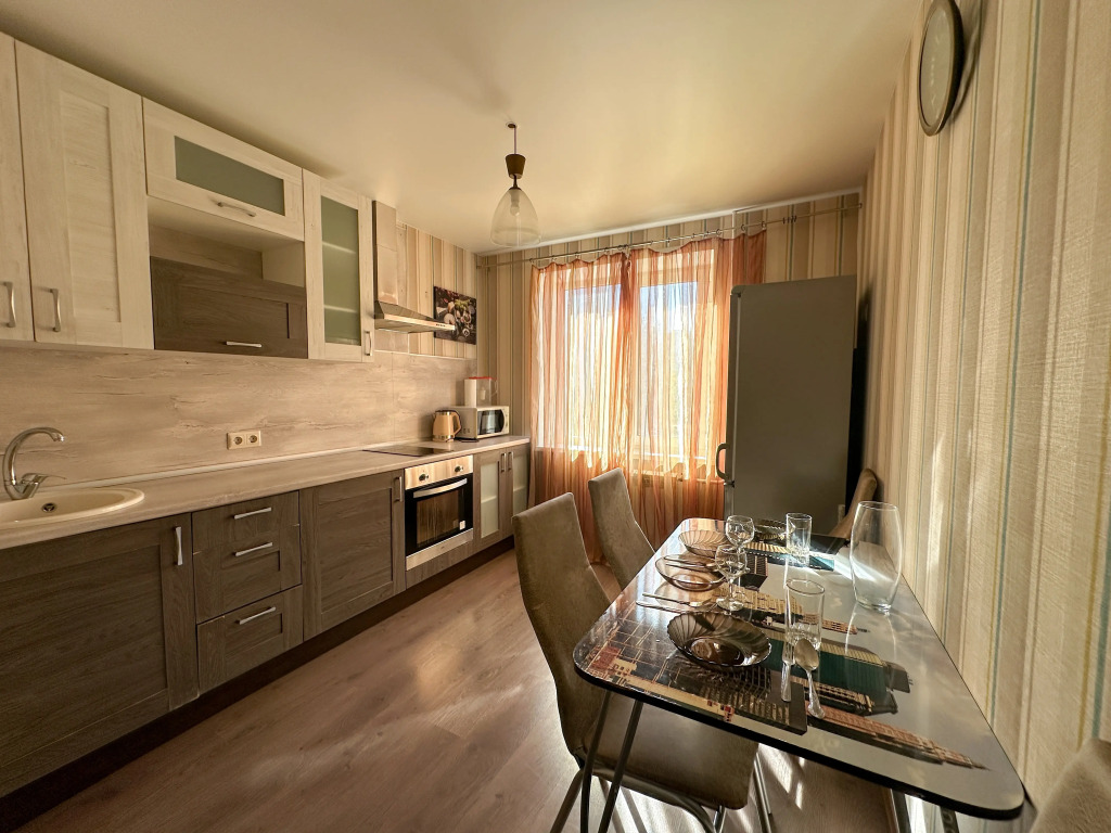 Фотография квартиры Квартира Двухкомнатная Тополиная 54