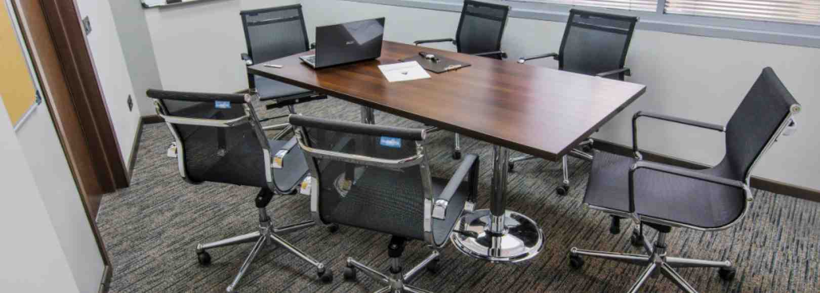 Фотография комнаты для переговоров Переговорная комната