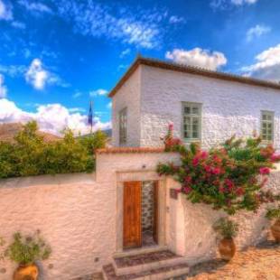 Фотографии гостиницы
Cotommatae Hydra 1810