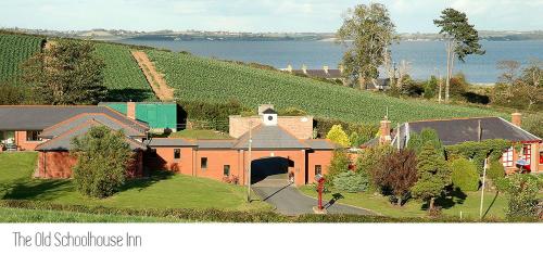Фотография гостевого дома The Old Schoolhouse Inn