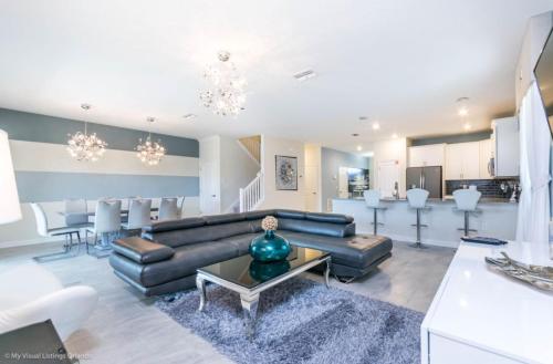 Фотографии гостевого дома 
            Memorable Larges Vacation Home in Champion Gates