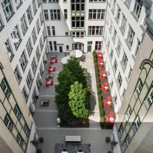 Фотографии апарт отеля 
            Adina Apartment Hotel Berlin Checkpoint Charlie