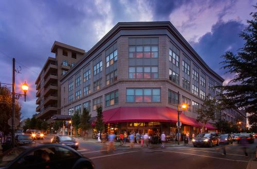 Фотография гостиницы Haywood Park Hotel, Ascend Hotel Collection