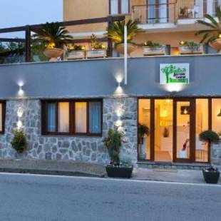 Фотографии мини отеля
B&B Sorrento Central