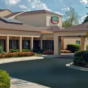 Фотографии гостиницы
Courtyard Charlotte Arrowood