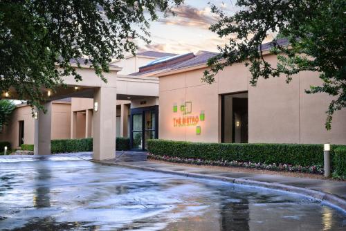 Фотография гостиницы Courtyard by Marriott Dallas Richardson at Spring Valley