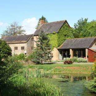 Фотографии гостиницы
Haselbury Mill