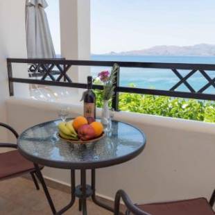 Фотографии апарт отеля
Haraki Sand Beach