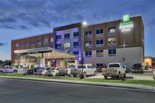 Фотография гостиницы Holiday Inn Express & Suites - Roswell, an IHG Hotel