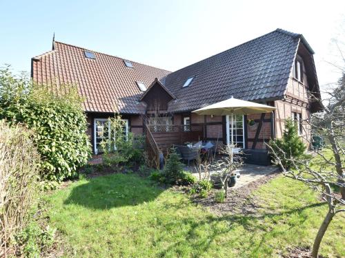 Фотография гостевого дома Picturesque Holiday Home in Kritzmow with Garden