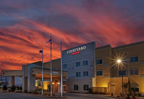 Фотография гостиницы Courtyard by Marriott Odessa