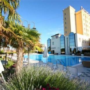 Фотографии гостиницы
Zanhotel Centergross